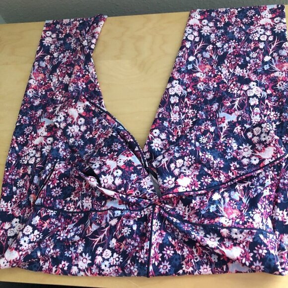 Aerie Offline Real Me Cut Out 7/8 Leggings - NWT's - Picture 9 of 10